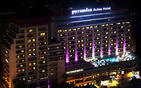 Pyramisa Suites Hotel Kaherah Exterior photo