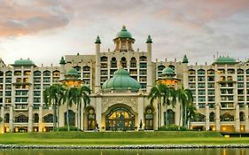 Palace Of The Golden Horses Hotel Seri Kembangan Exterior photo
