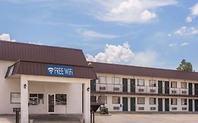 Travelodge By Wyndham Cordele Exterior photo