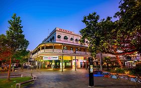 Hides Hotel Cairns Exterior photo