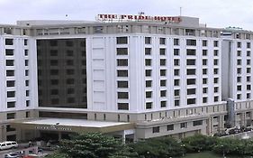 Pride Plaza Hotel, Ahmedabad Exterior photo