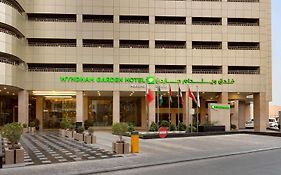 Wyndham Garden Manama Hotel Exterior photo