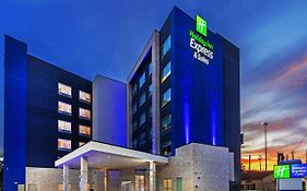 Holiday Inn Express & Suites - Houston - N Downtown, An Ihg Hotel Exterior photo