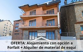 Apartaments Turistics Natural Suites Manzano 3000 Pas De La Casa Exterior photo