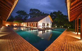 Maya Tangalle Hotel Exterior photo