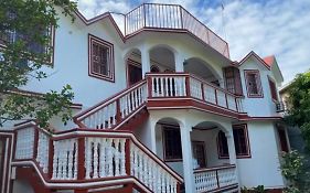 La Difference Guest House Cap-Haitien Exterior photo
