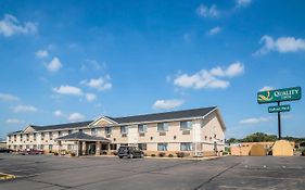 Quality Inn Coralville - Iowa River Landing Exterior photo