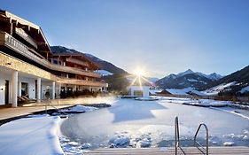 Der Boeglerhof - Pure Nature Spa Resort Alpbach Exterior photo