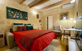 B&B The Knight - Experiential Historical House - Guided Tours & Optional Spa Services Birgu Exterior photo