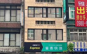 Check Inn Express Taipei Station Exterior photo
