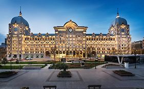 Courtyard By Marriott Baku Hotel Exterior photo