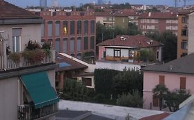 Star Hostel Milan Exterior photo