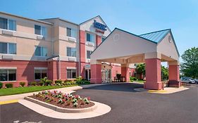 Fairfield Inn Dulles Airport Chantilly Exterior photo