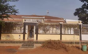 Wontanara Guesthouse Bissau Exterior photo