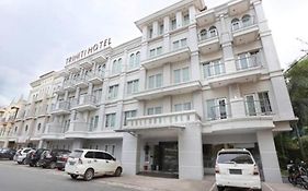 Triniti Hotel Batam Nagoya Exterior photo