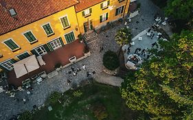 Foresteria La Torretta Hotel Fino Mornasco Exterior photo