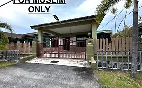 Homestay Melaka Urich Exterior photo