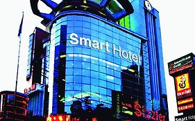 Smart Hotel Thamrin Jakarta Exterior photo