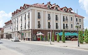 Optima Collection Kamianets-Podilskyi Hotel Exterior photo