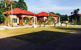 Harmony Guesthouse Sdn Bhd Padang Mat Sirat Exterior photo