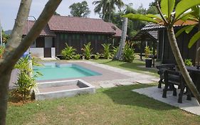 Kampung Tok Lembut Vacation Home Pantai Cenang  Exterior photo