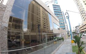 Az Hotel And Suites Panama City Exterior photo