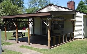 Anvil Campground Hotel Williamsburg Exterior photo