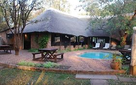 Bushfront Lodge Livingstone Exterior photo