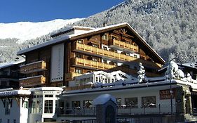 Hotel La Couronne Zermatt Exterior photo