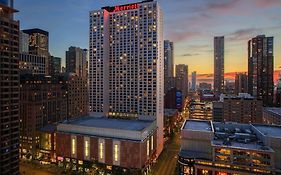 Chicago Marriott Downtown Magnificent Mile Hotel Exterior photo
