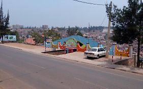 Colours Club And Spa Kigali Exterior photo