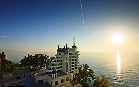 Castello Mare Hotel Kobuleti Exterior photo