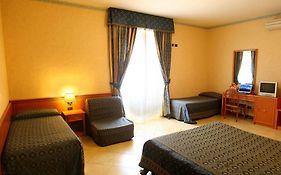 Hotel Orlanda Rome Room photo
