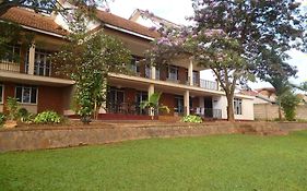 Papaya Holiday Home Kampala Exterior photo