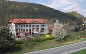 Hotel Podhradie Povazska Bystrica Exterior photo