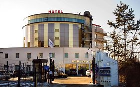 Acfes-Seiyo Hotel Vladivostok Exterior photo