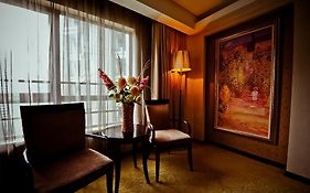Howard Johnson All Suites Shanghai Exterior photo