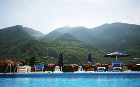 Hotel Pyrenees Andorra la Vella Facilities photo