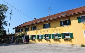 Gasthof Jaegerwirt Hotel Hohenschaftlarn Exterior photo