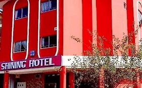 Shining Hotel Bestari Jaya Exterior photo