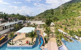 Rock Mountain Hotel Raub Exterior photo