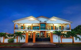 Okumah Hotel Kumasi Exterior photo