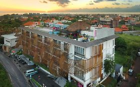 Koa D Surfer Hotel Canggu  Exterior photo