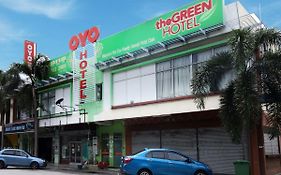 Oyo 479 The Green Hotel Ampang  Exterior photo