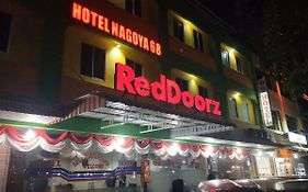 Reddoorz Near Nagoya Citywalk Batam 2 Hotel Exterior photo