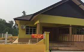 Homestay Talina Kuala Terengganu Exterior photo