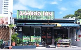 Oyo 873 Bamboo Inn Batu Feringgi Exterior photo