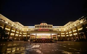 Ramada Shenzhen Baoan Hotel Exterior photo