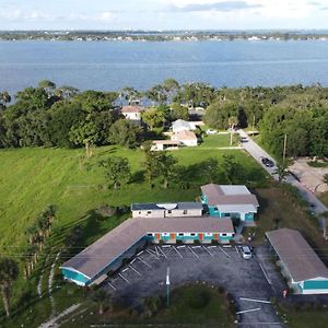 The Bonsai Hotel Rockledge Exterior photo