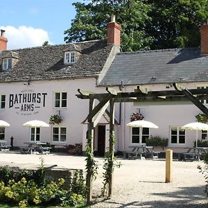 The Bathurst Arms Hotel Cirencester Exterior photo